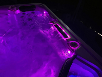 SPA бассейн Jazzi Pool SKT333E
